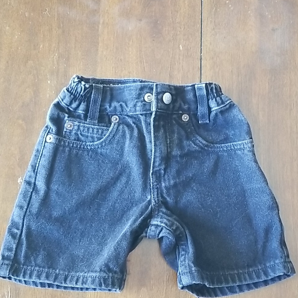 Toddler boy shorts black 2T used.